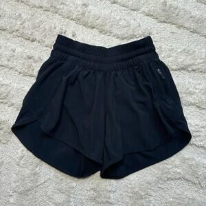 Lululemon Tracker Short V 4"